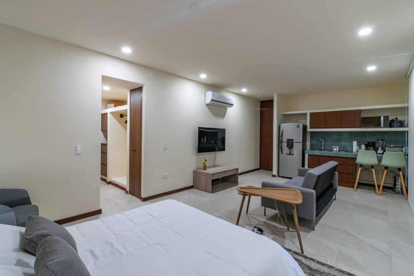 Pool View Loft Steps From The Ocean In Punta Cocos - C101 Hotel Isla Holbox Buitenkant foto