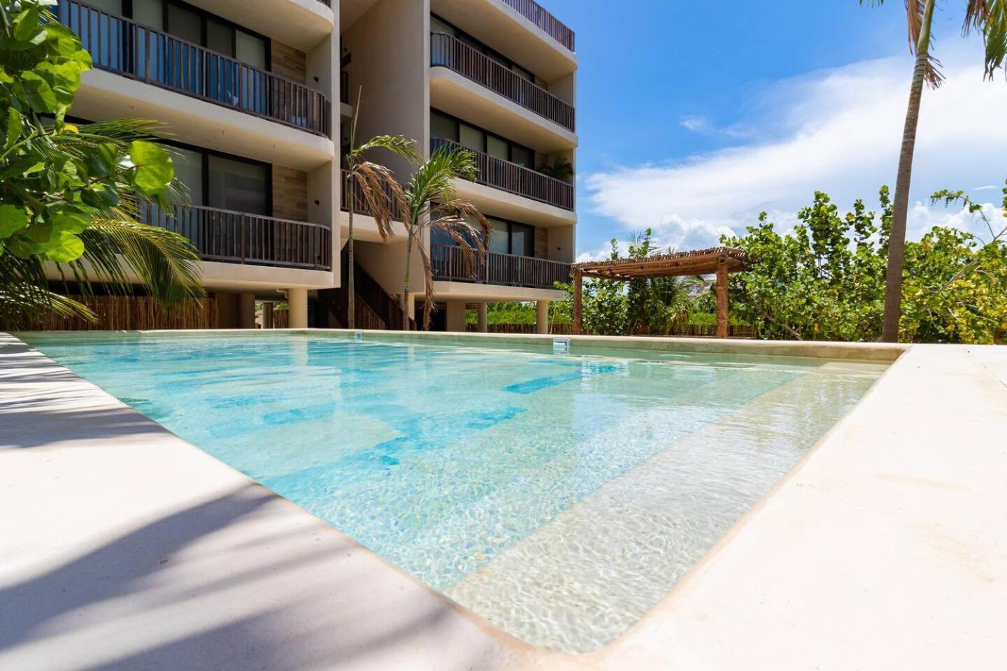 Pool View Loft Steps From The Ocean In Punta Cocos - C101 Hotel Isla Holbox Buitenkant foto