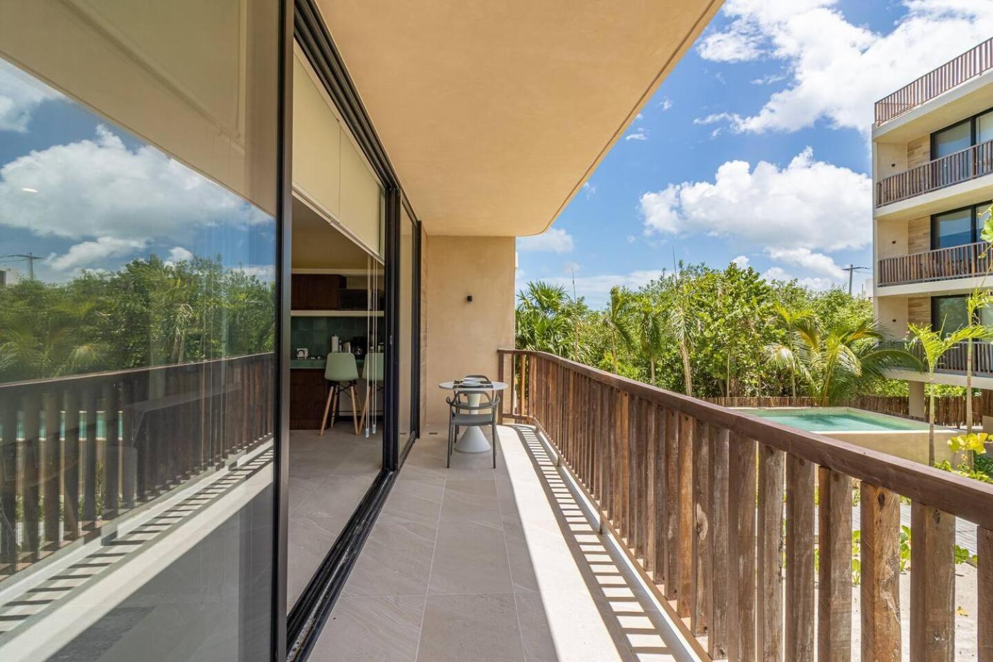 Pool View Loft Steps From The Ocean In Punta Cocos - C101 Hotel Isla Holbox Buitenkant foto