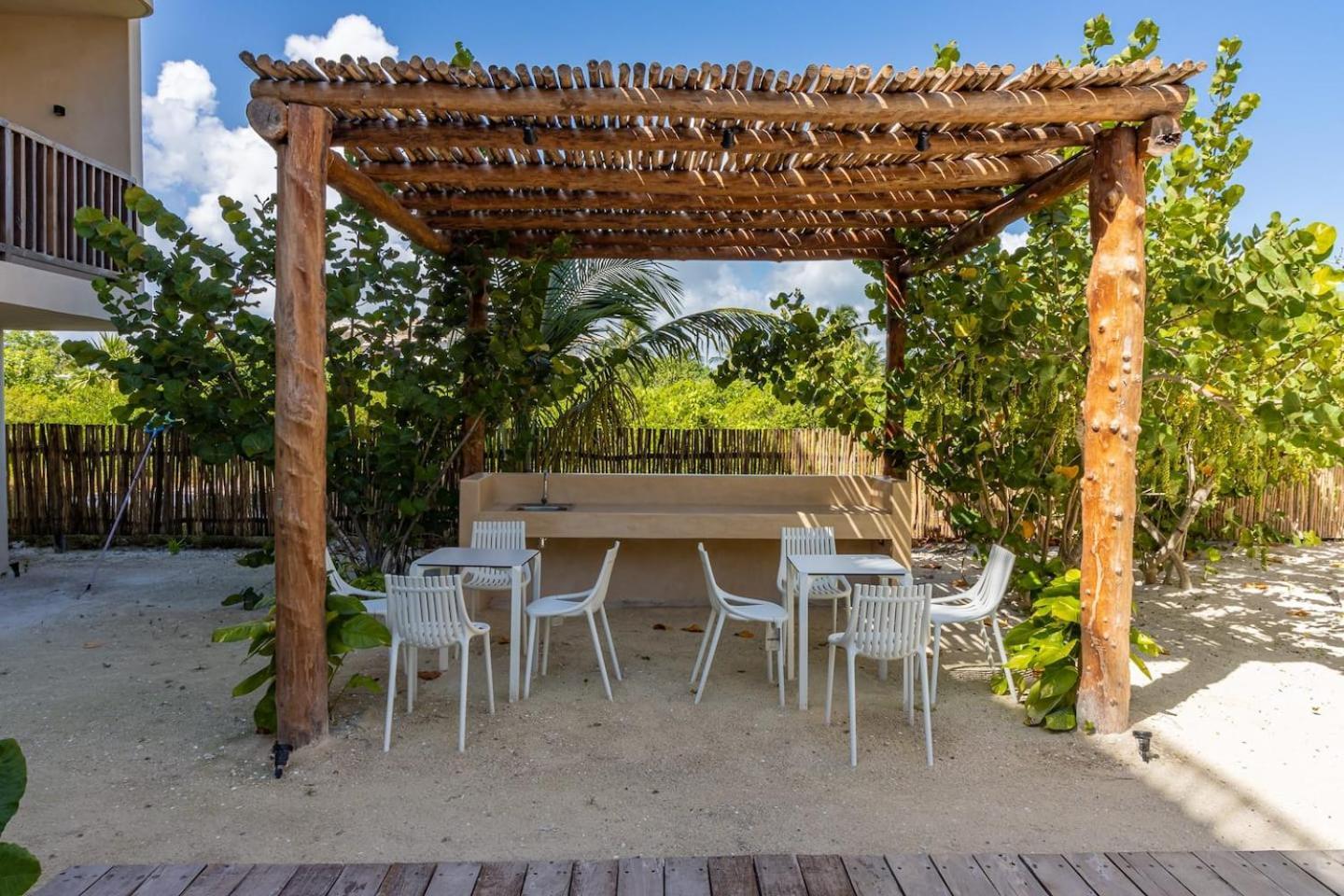 Pool View Loft Steps From The Ocean In Punta Cocos - C101 Hotel Isla Holbox Buitenkant foto