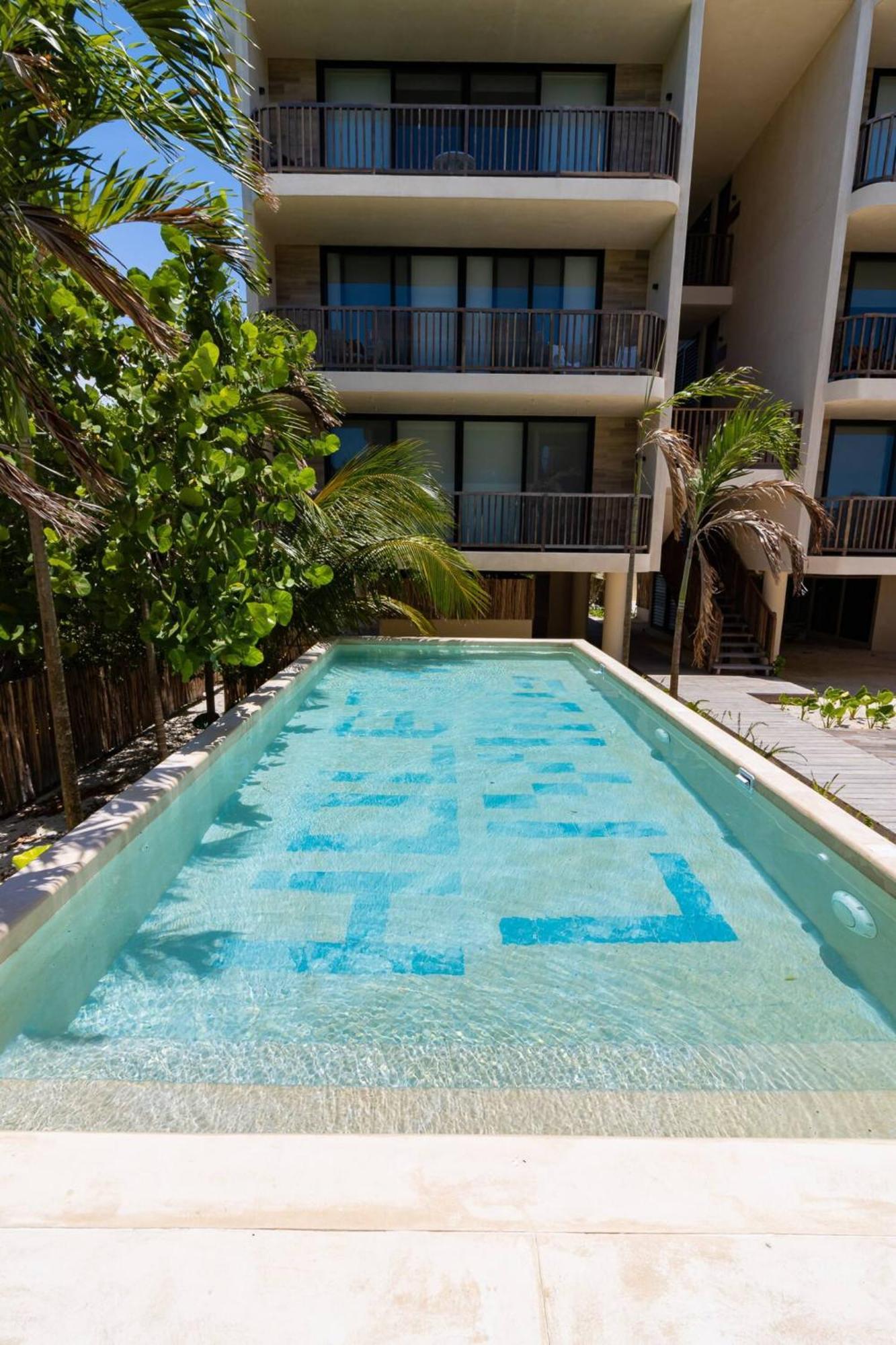 Pool View Loft Steps From The Ocean In Punta Cocos - C101 Hotel Isla Holbox Buitenkant foto